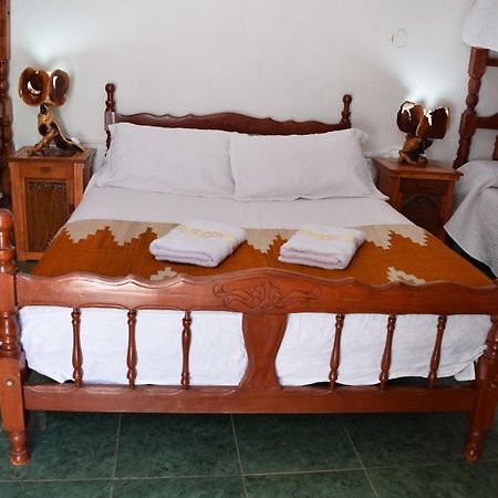 Hostal Bella Esperanza Humahuaca Exterior photo